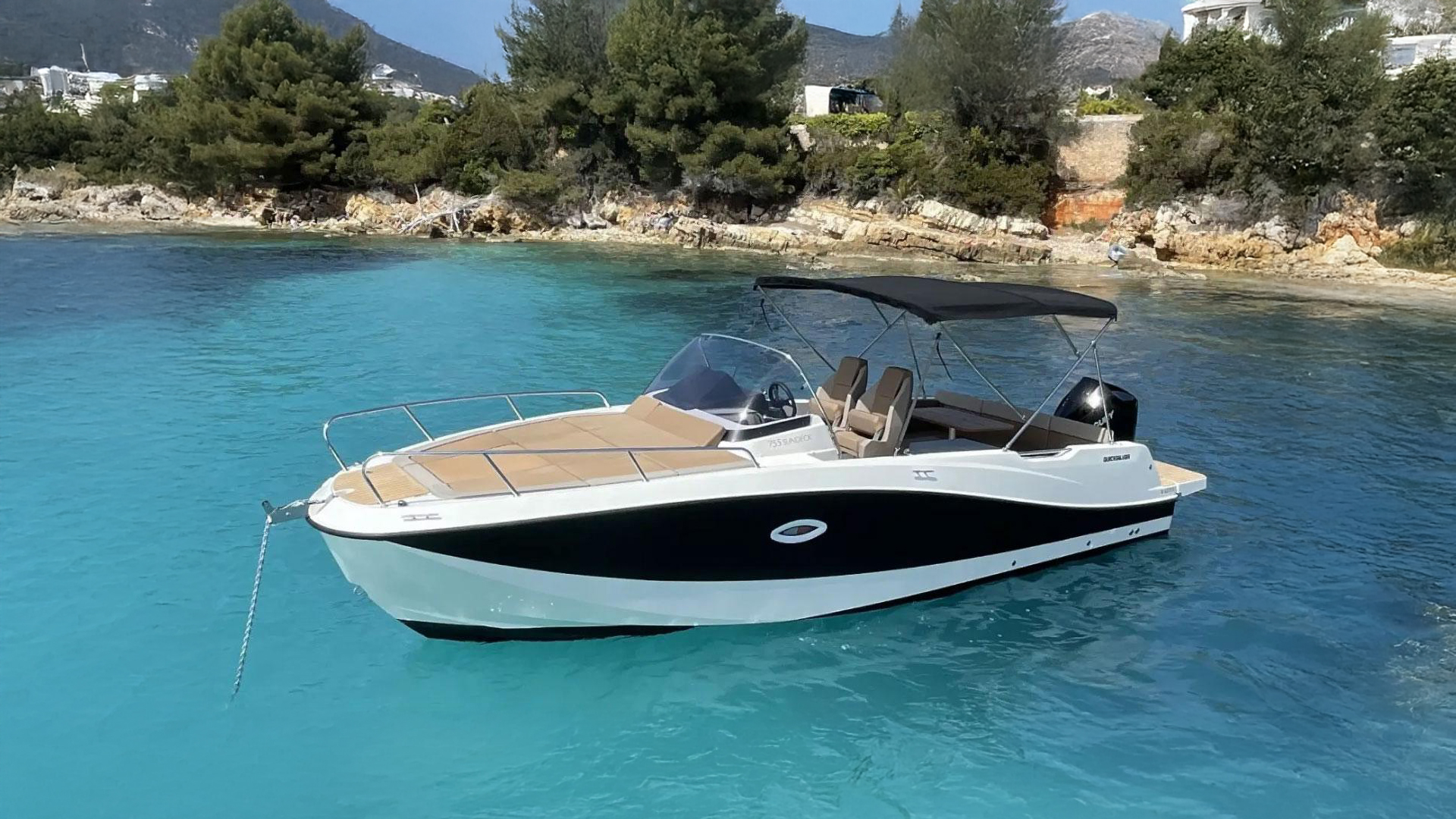 Bateau sur la Côte d'Azur